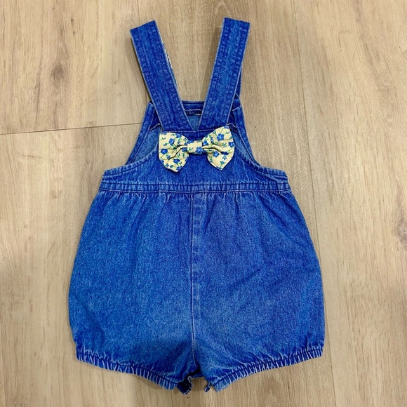 Vintage Oshkosh b’gosh overalls bubble size 3t yellow denim floral bow on back - Picture 5 of 7